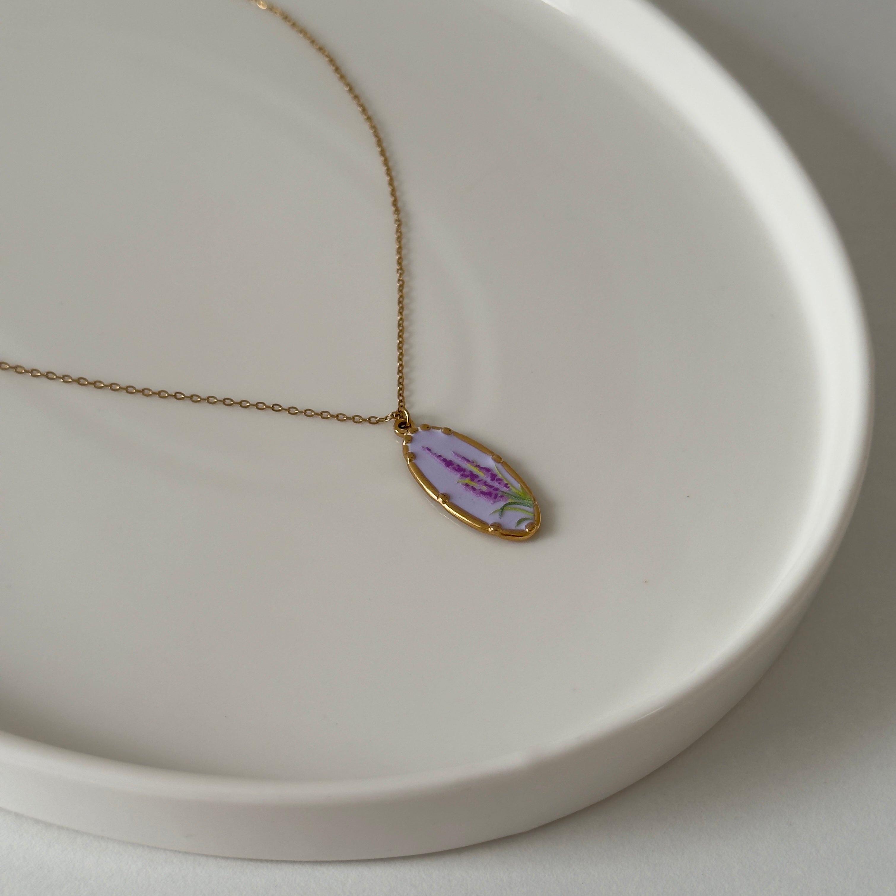 VIOLET