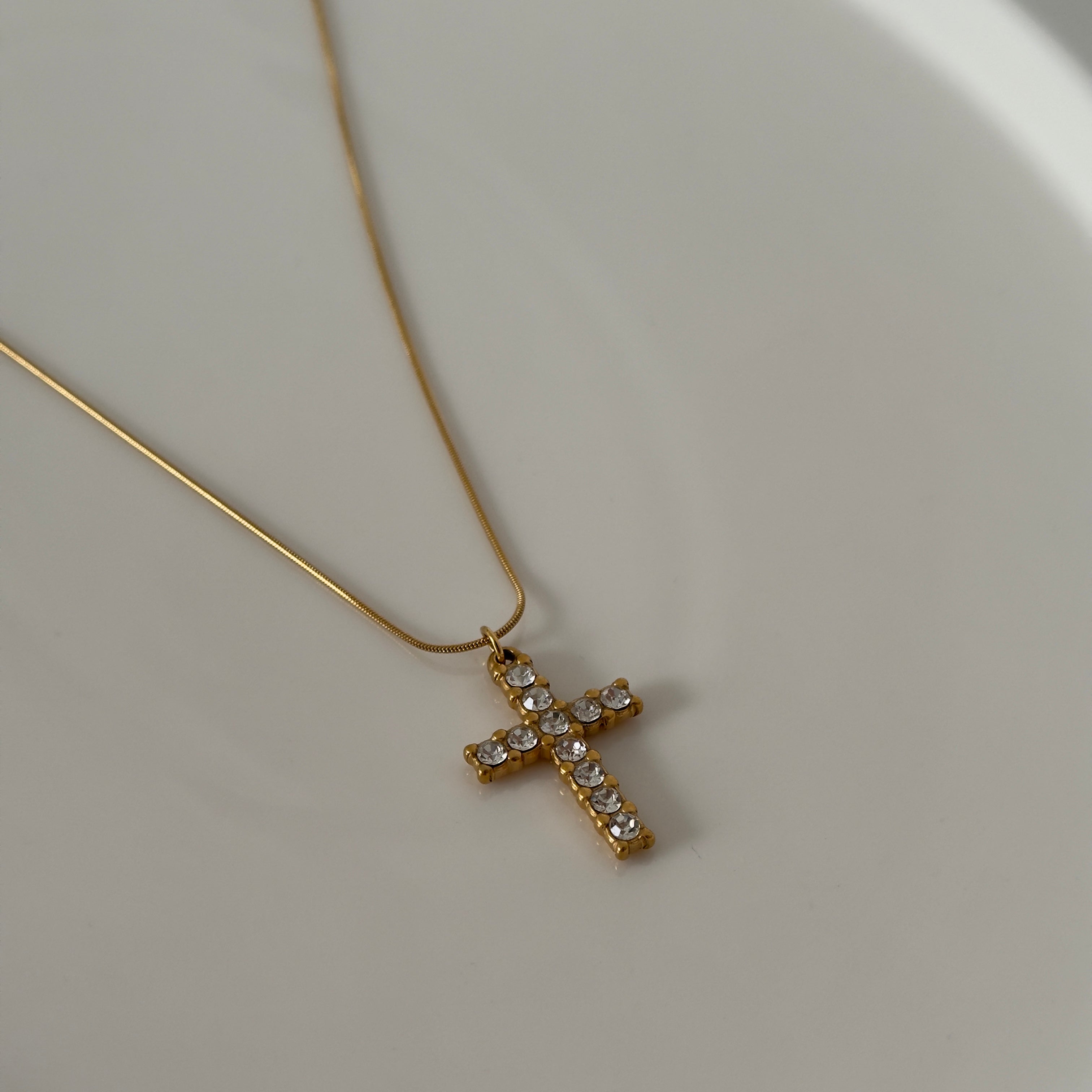 COLLANA TUBULAR CROSS STRASS