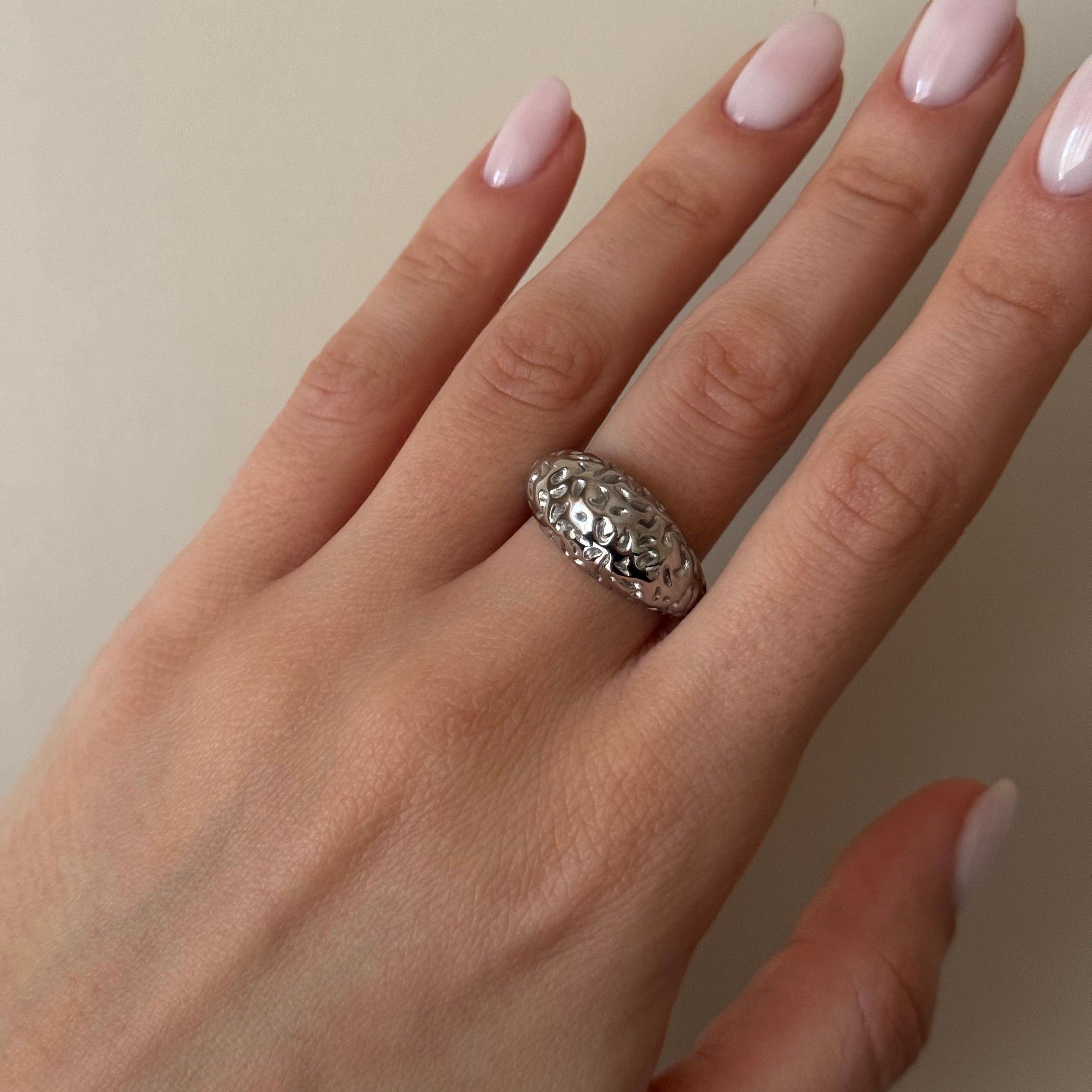 ANELLO PIERRE