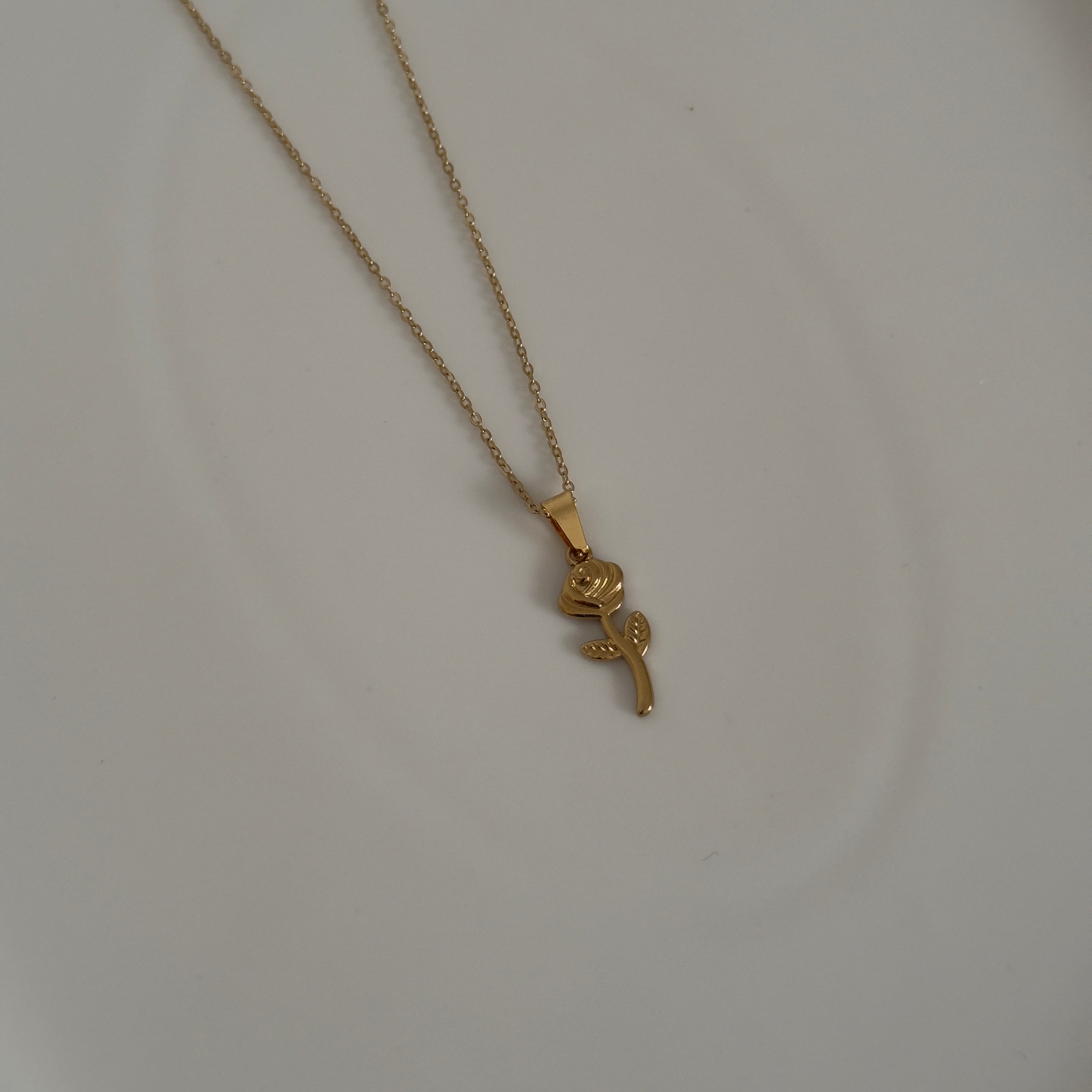 COLLANA ROSE