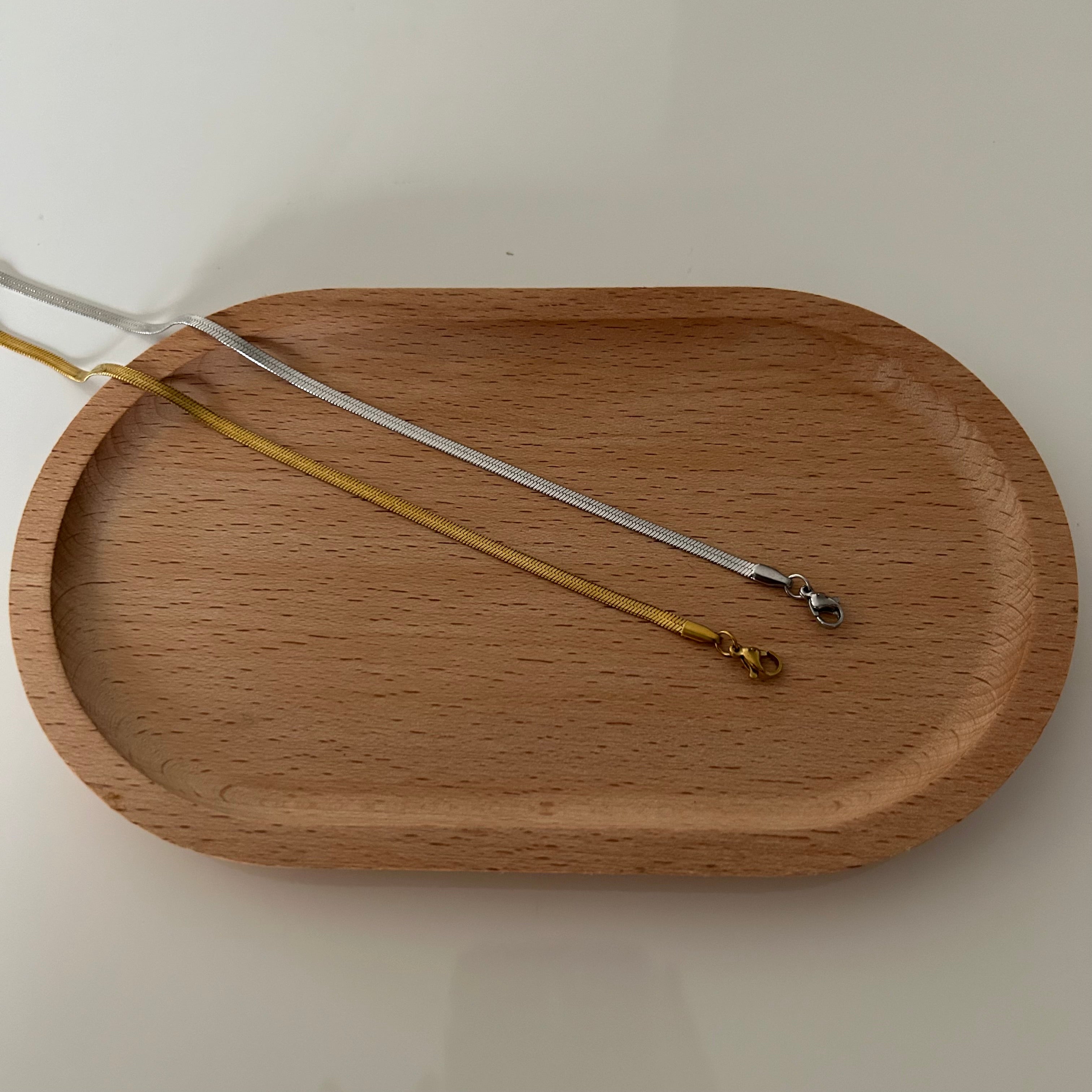 CAVIGLIERA SNAKE PLATE