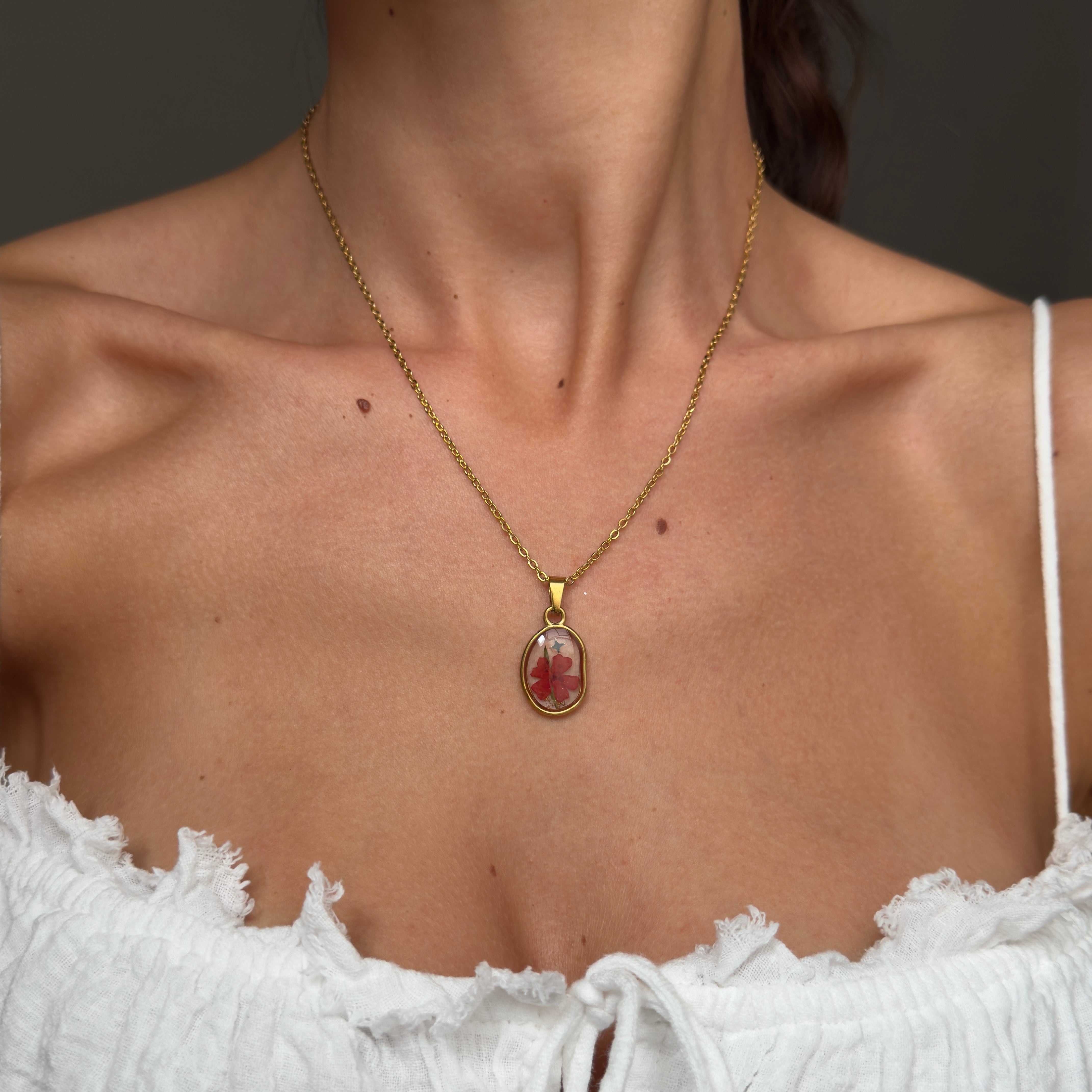 COLLANA RED FLOWER