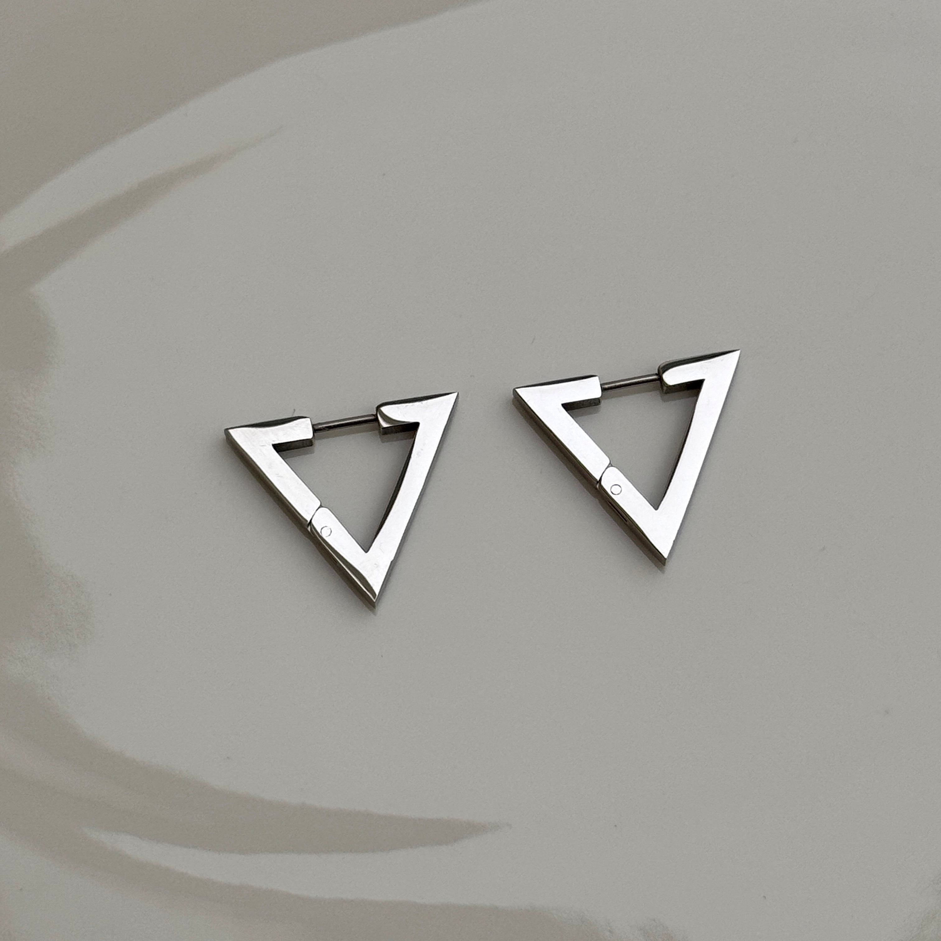 ORECCHINI TRIANGLE