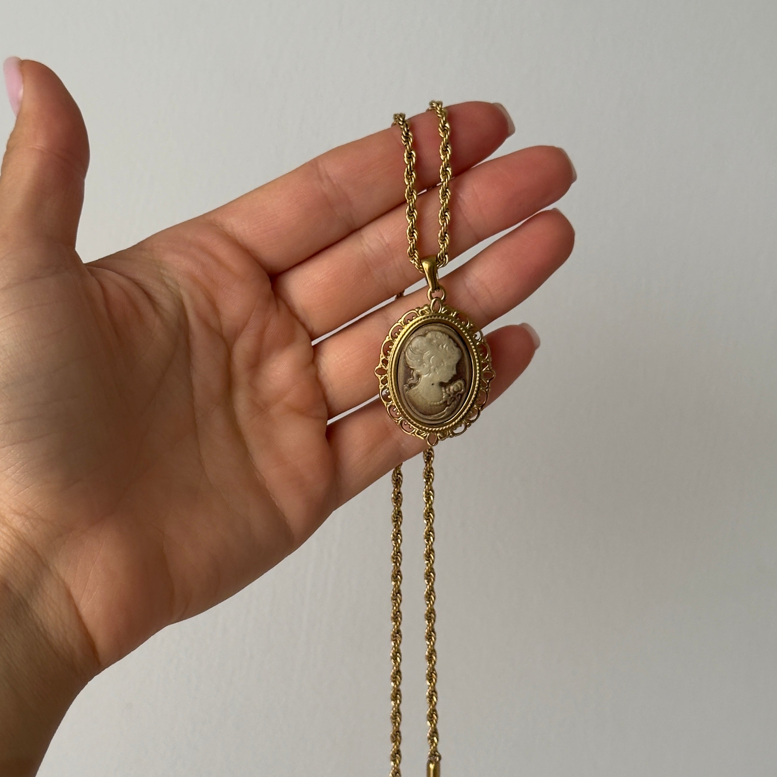 COLLANA ROYAL CAMMEO