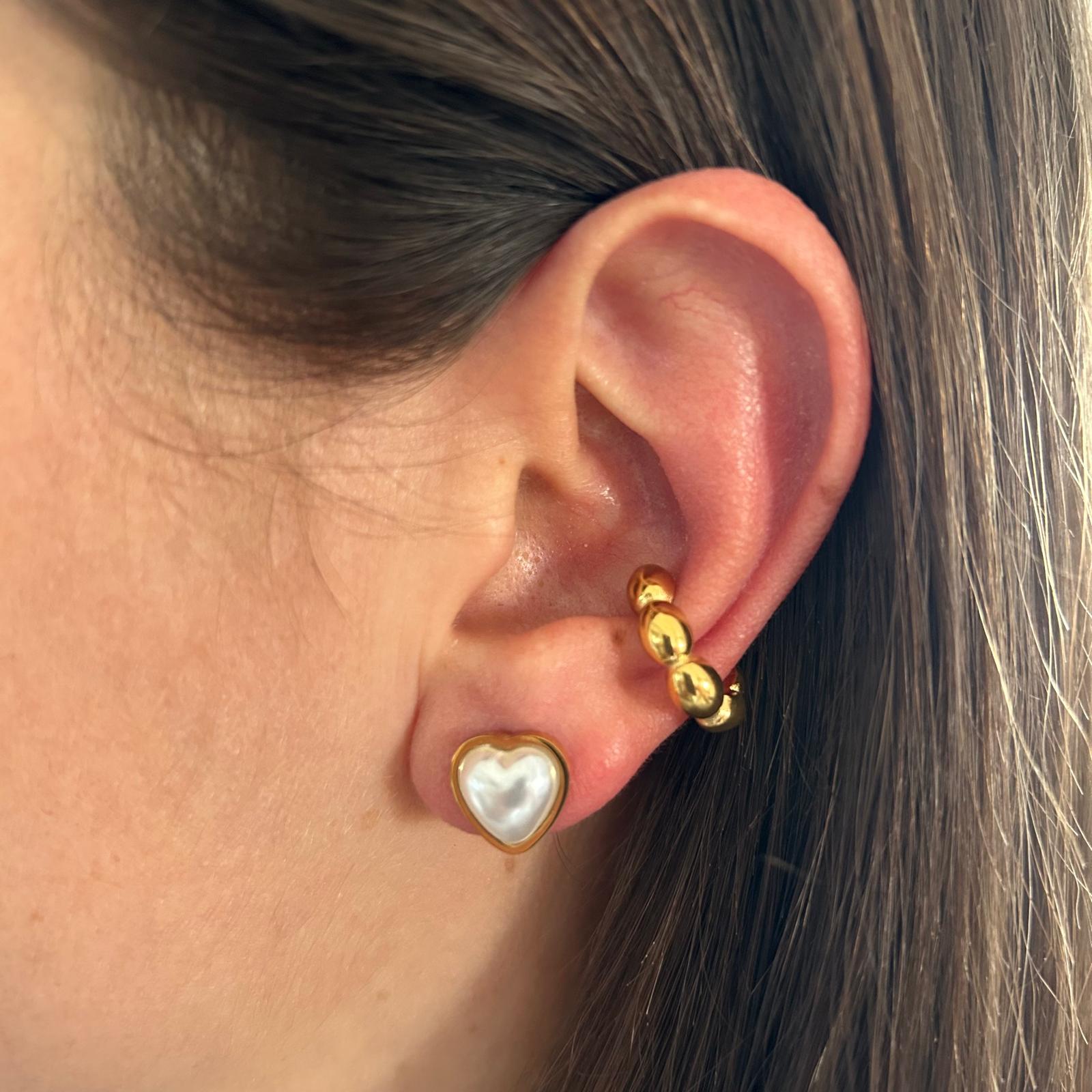 EAR CUFF BALL