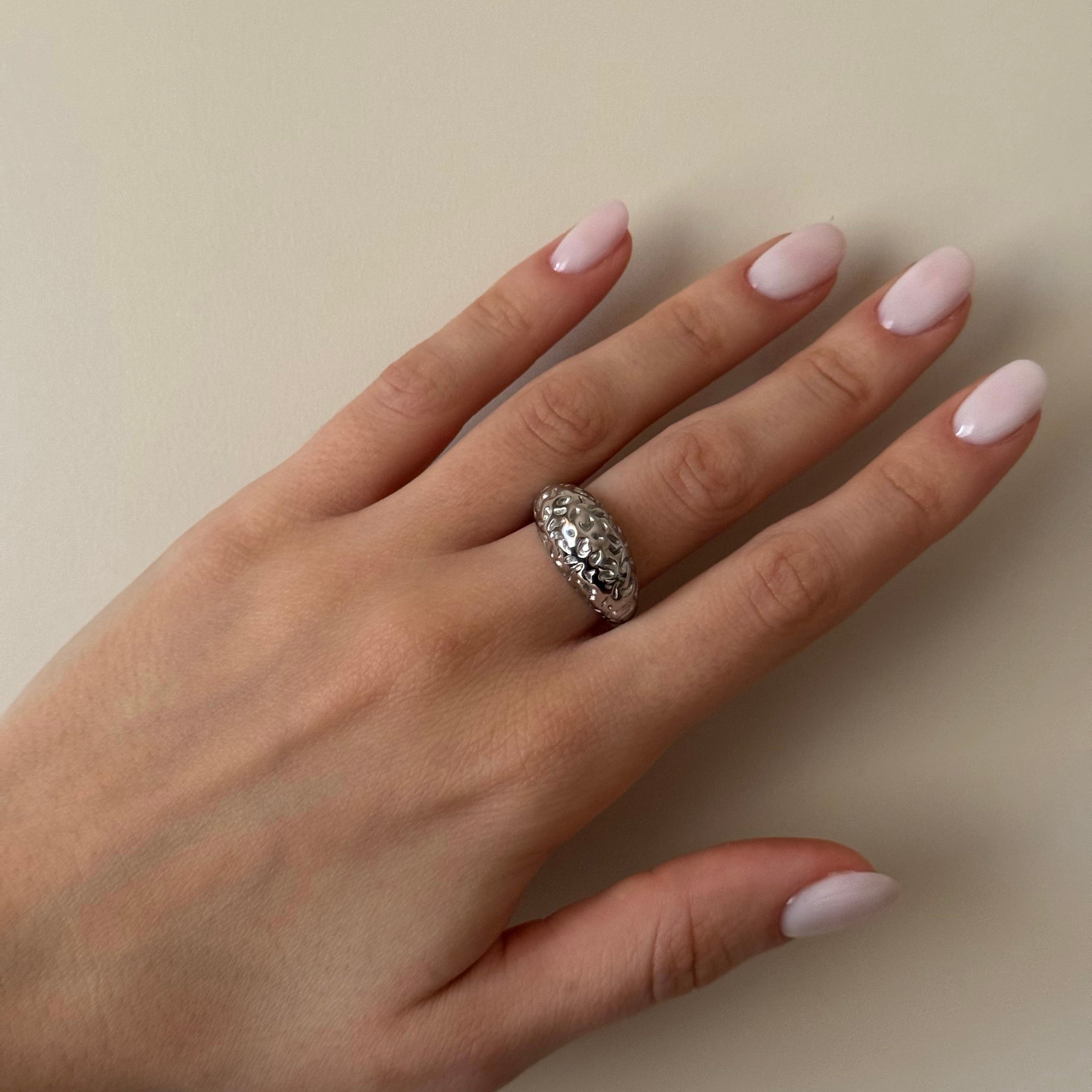 ANELLO PIERRE
