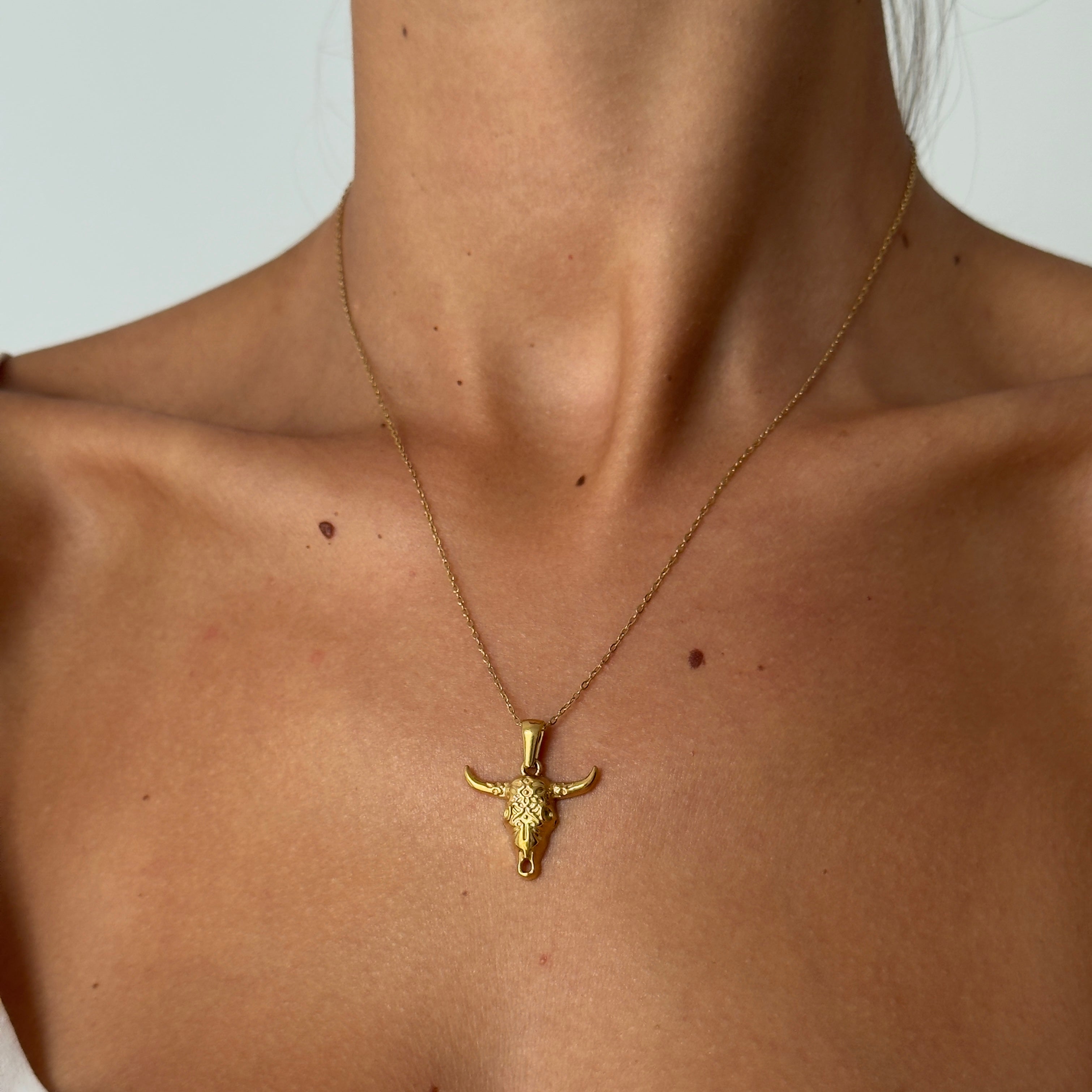 COLLANA BUFALO