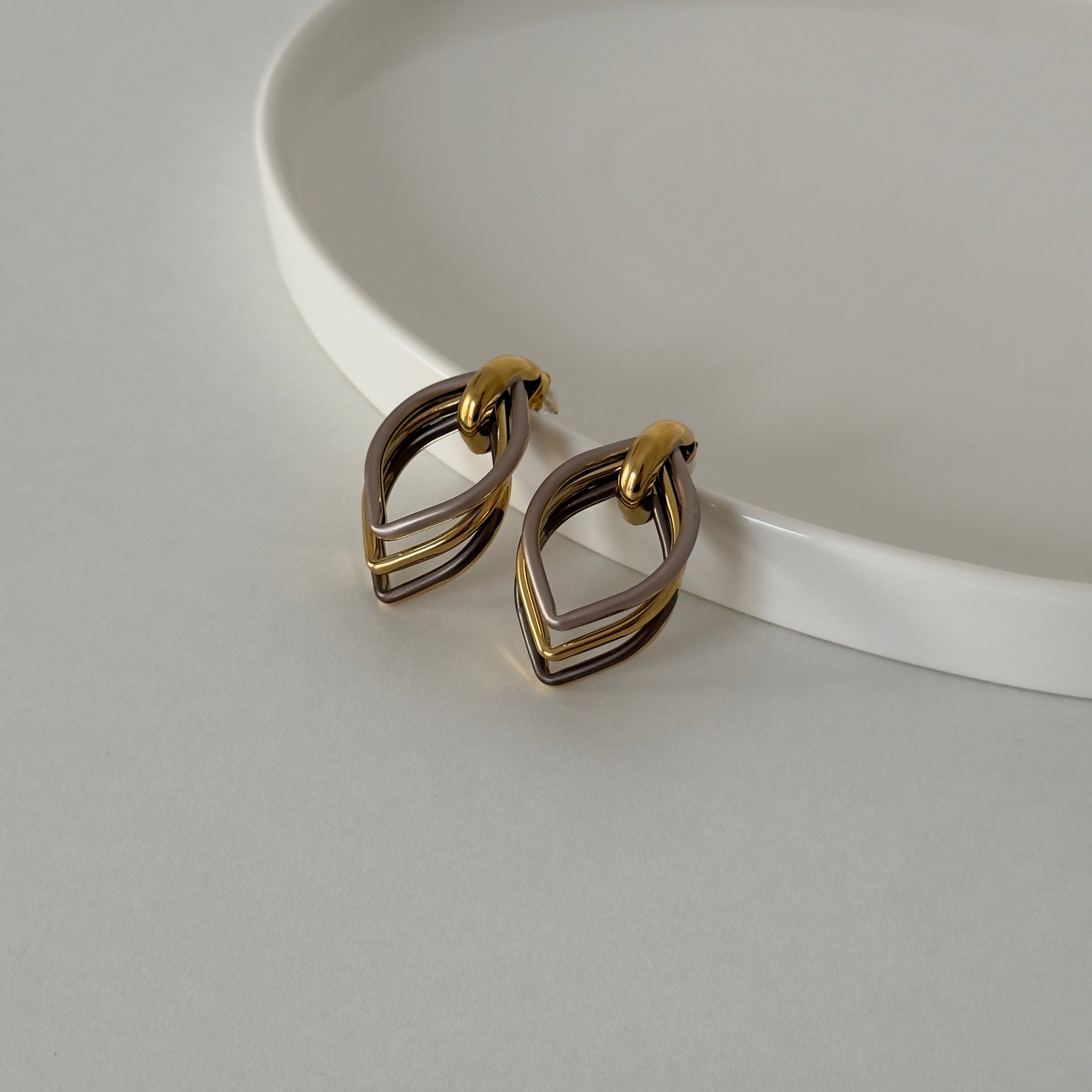 ORECCHINI KNOCKER