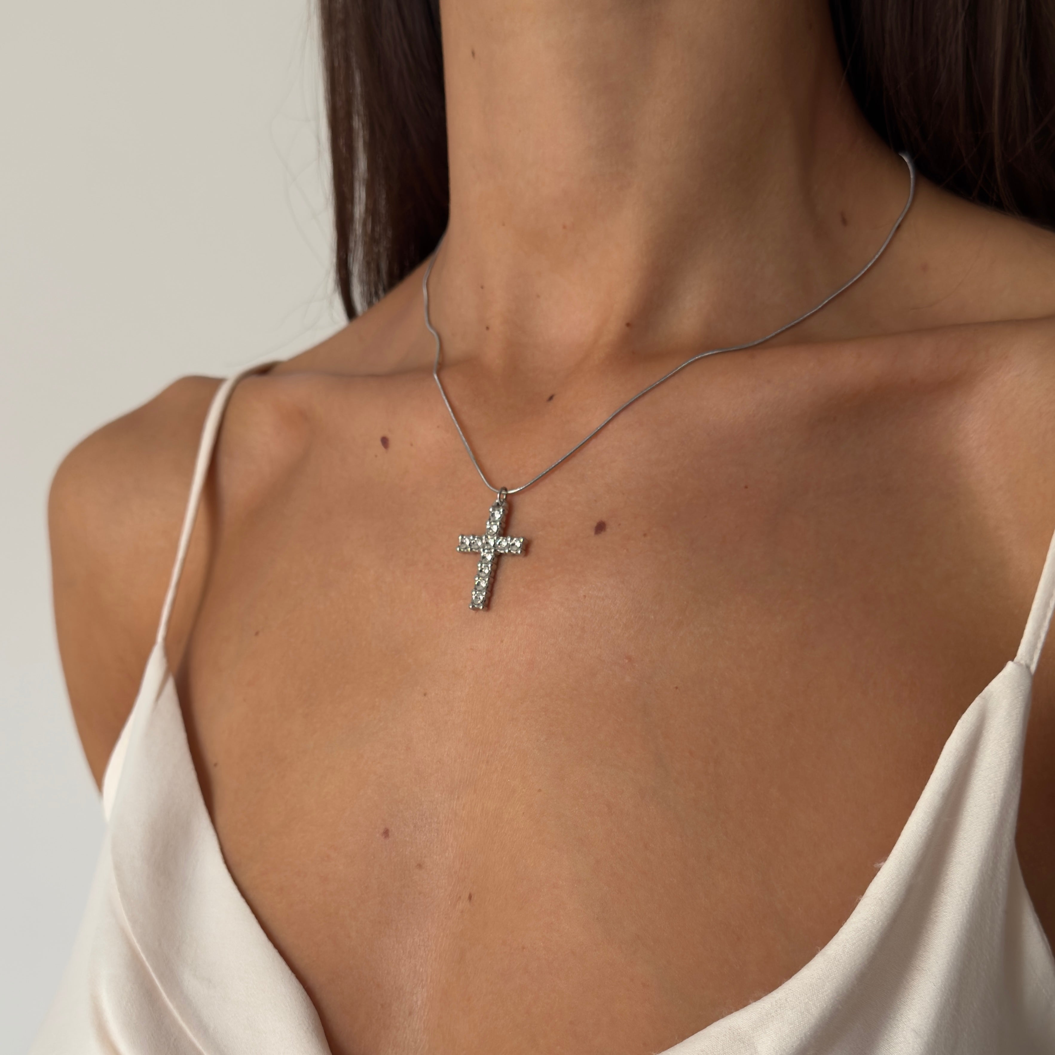 COLLANA TUBULAR CROSS STRASS
