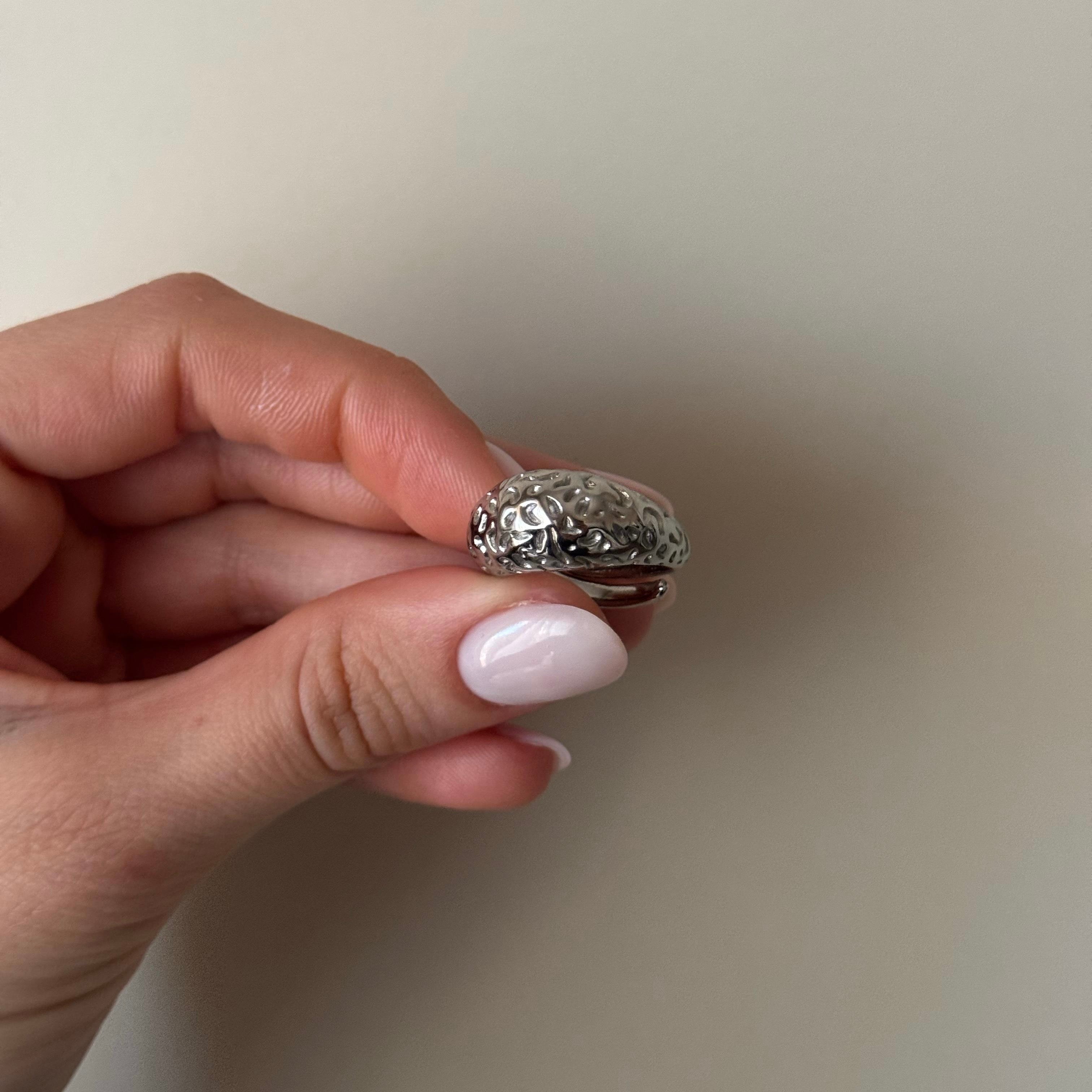 ANELLO PIERRE